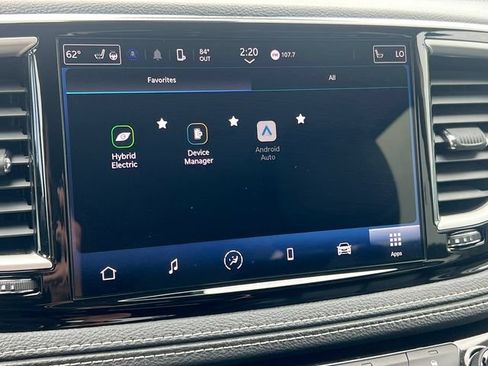 Used 2023 Chrysler Pacifica Touring-L FWD image 24