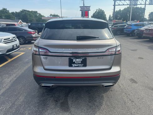 Used 2019 Lincoln Nautilus Reserve FWD image 4
