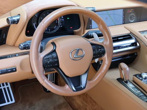 Used 2019 Lexus LC 500 Coupe w/ Performance Package RWD image 17