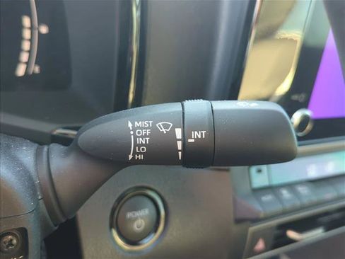 Used 2025 Toyota Camry SE FWD image 16