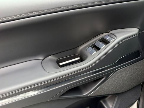 New 2026 Lincoln Navigator L Reserve AWD/4WD image 37