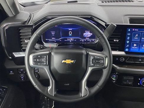 Certified 2025 Chevrolet Silverado 1500 LT AWD/4WD image 17