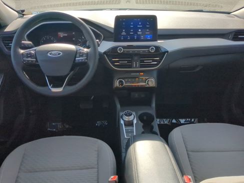 Used 2022 Ford Escape SE w/ SE Sport Appearance Package image 21