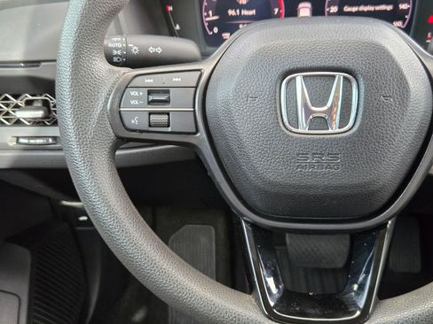 Used 2024 Honda Accord EX image 21