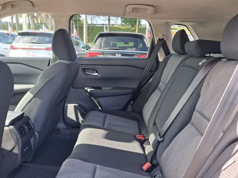 Used 2026 Nissan Rogue SV FWD image 7