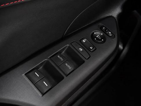 Used 2018 Honda Civic Type R image 33