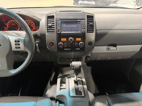 Used 2019 Nissan Frontier SL RWD image 27
