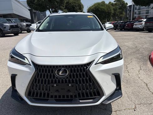 Certified 2024 Lexus NX 250 FWD w/ Towing Package (2000 Lbs) image 8
