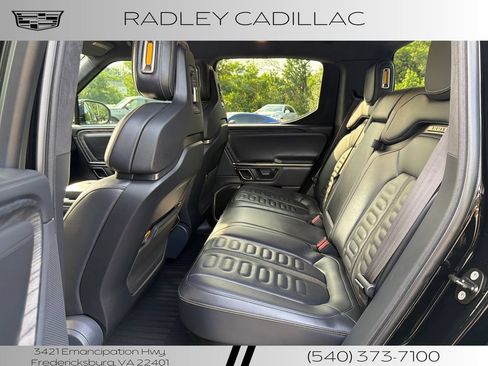 Used 2022 Rivian R1T Launch Edition AWD/4WD image 11