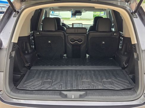 Used 2023 Honda Pilot Touring image 24