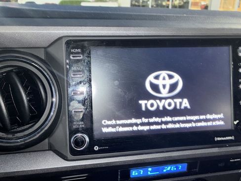 Used 2023 Toyota Tacoma TRD Off-Road w/ Black Out Package (TMS) AWD/4WD image 15