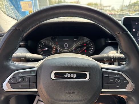 Used 2022 Jeep Compass Latitude w/ Sun and Sound Group image 20