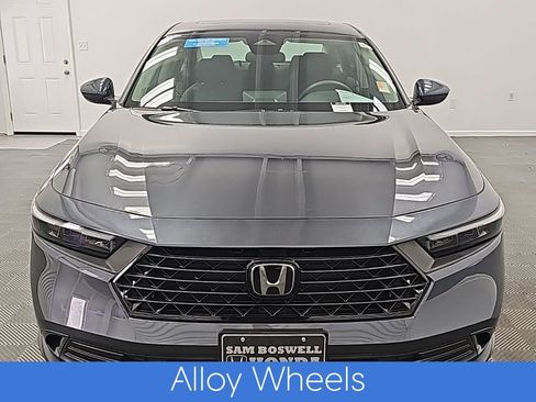 Used 2024 Honda Accord EX image 4