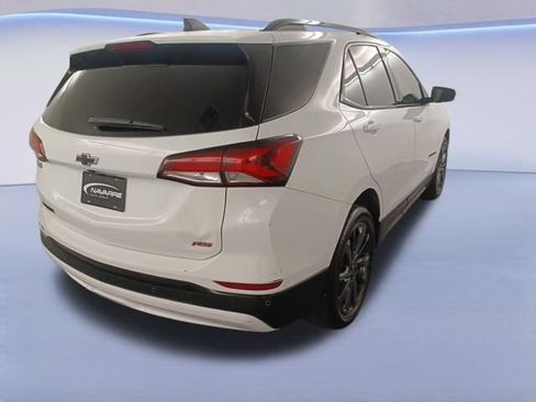 Used 2024 Chevrolet Equinox RS w/ LPO, Floor Liner Package FWD image 8