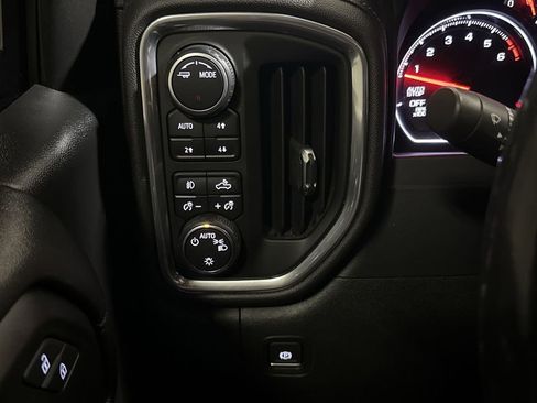 Used 2020 Chevrolet Silverado 1500 RST w/ True North Edition AWD/4WD image 18