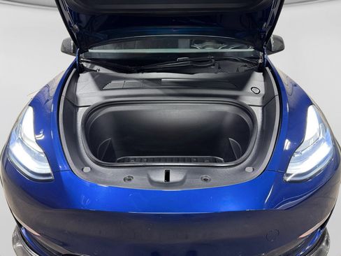 Used 2021 Tesla Model Y Long Range AWD/4WD image 24