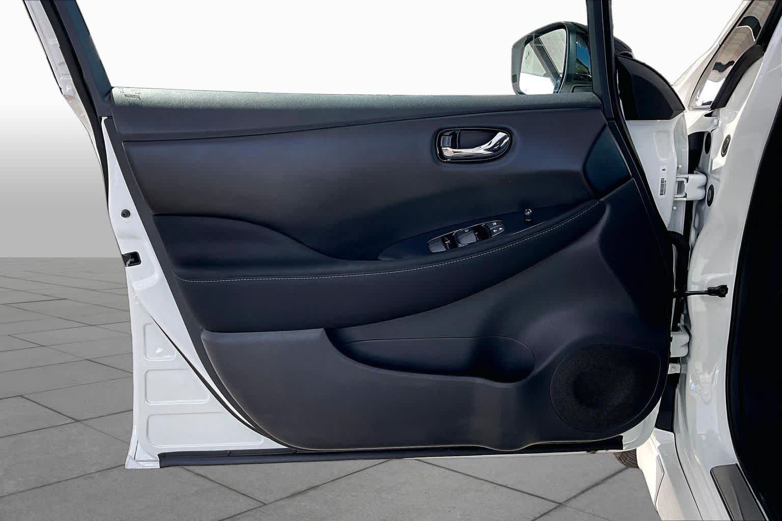 Used 2025 Nissan Leaf SV Plus FWD image 20