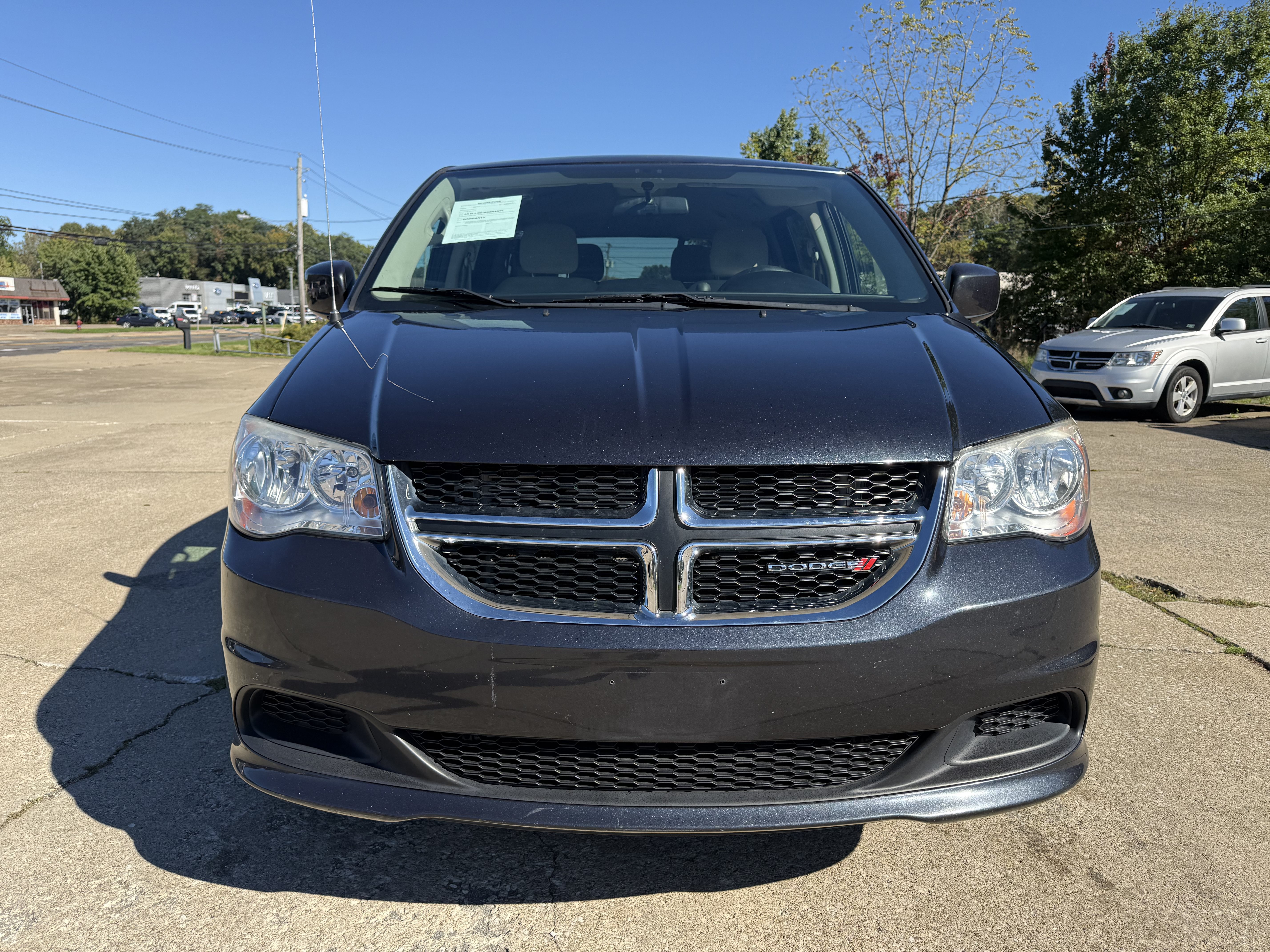 Used 2013 Dodge Grand Caravan SXT FWD image 8