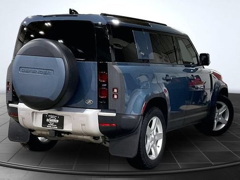 Used 2020 Land Rover Defender 110 HSE AWD/4WD image 2