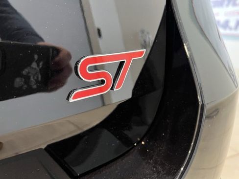 Used 2025 Ford Explorer ST w/ Sun And Sound Package image 8