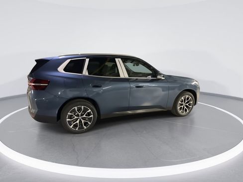 New 2026 BMW X3 xDrive30 w/ Convenience Package image 8