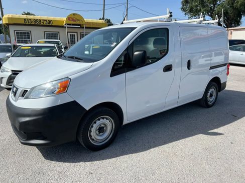 Used 2019 Nissan NV200 S image 1