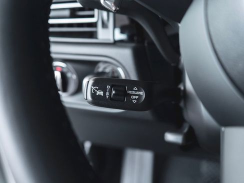 New 2026 Porsche Macan image 21