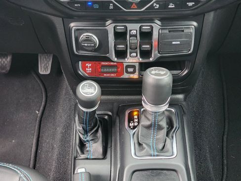 Used 2021 Jeep Wrangler Unlimited Rubicon 4xe w/ Cold Weather Group image 15