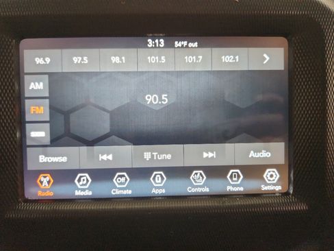 Used 2021 Jeep Gladiator Rubicon w/ Cold Weather Group image 16