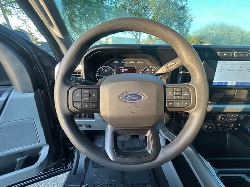 Used 2023 Ford F450 XLT w/ XLT Value Package image 16