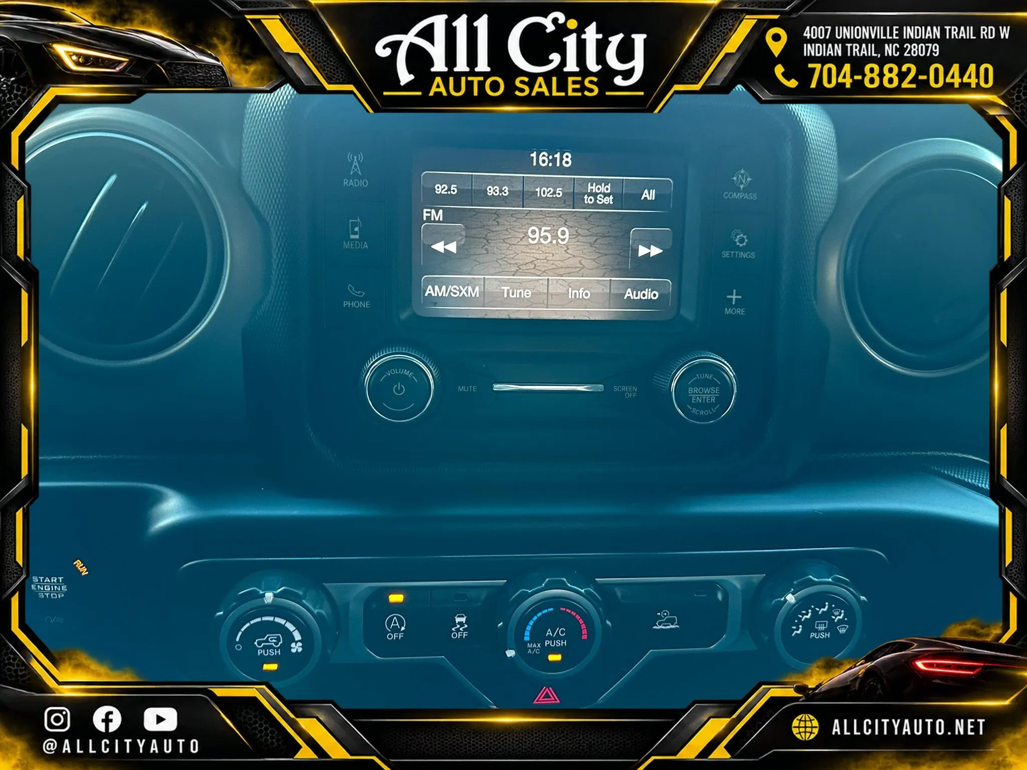 Used 2020 Jeep Gladiator Sport w/ Quick Order Package 24S AWD/4WD image 13