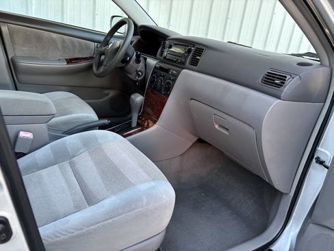 Used 2007 Toyota Corolla LE image 8