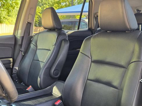 Used 2017 Honda Pilot EX-L image 13