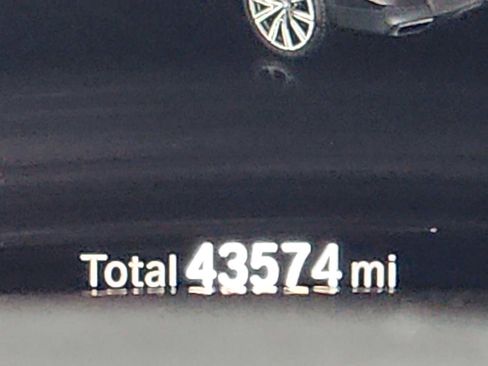 Used 2021 BMW X6 xDrive40i w/ Premium Package image 18