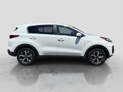 Used 2022 Kia Sportage LX AWD/4WD image 8