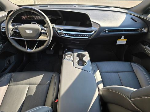 New 2026 Cadillac Lyriq Sport image 18