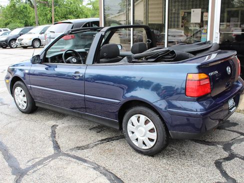 Used 2001 Volkswagen Cabrio GL image 18