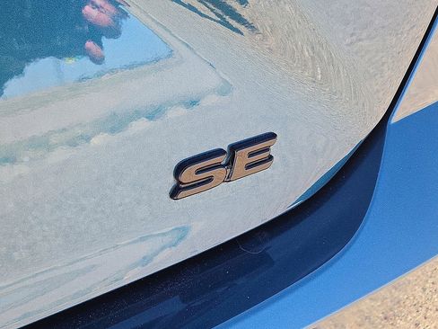 Used 2026 Toyota Camry SE w/ Convenience Package image 14