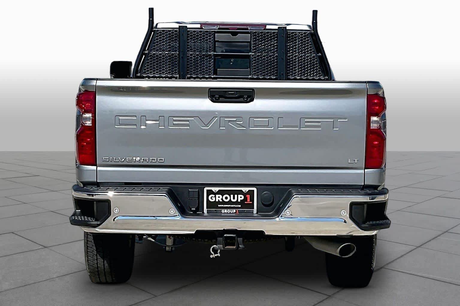 Used 2025 Chevrolet Silverado 3500 LT w/ Texas Edition AWD/4WD image 5