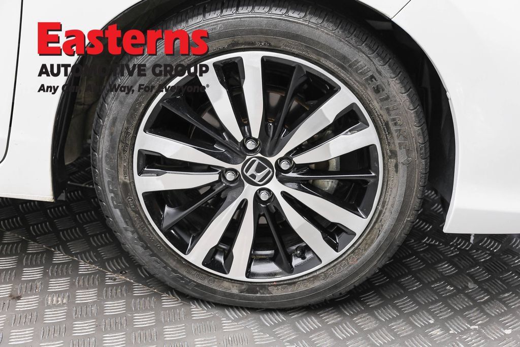 Used 2020 Honda Fit EX image 30