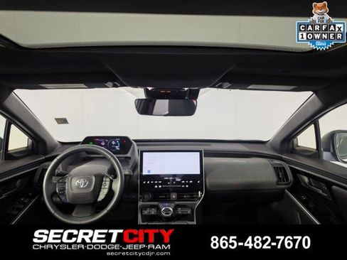 Used 2023 Toyota bZ4X XLE w/ Weather Package FWD image 29
