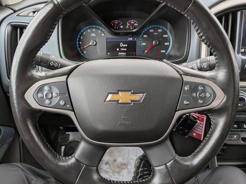 Certified 2022 Chevrolet Colorado Z71 AWD/4WD image 15