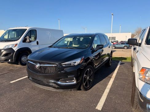 Used 2021 Buick Enclave Essence w/ Sport Touring Edition image 1