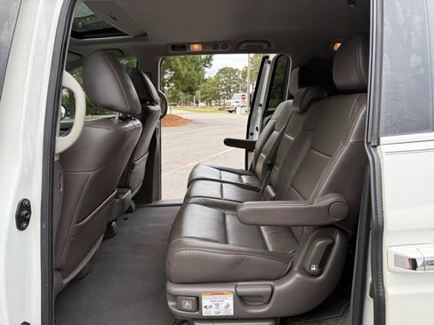 Used 2014 Honda Odyssey EX-L image 17