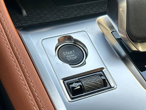 Used 2025 Jaguar F-PACE R-Dynamic S image 26