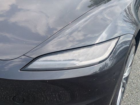 Used 2025 Tesla Model 3 Long Range RWD image 9