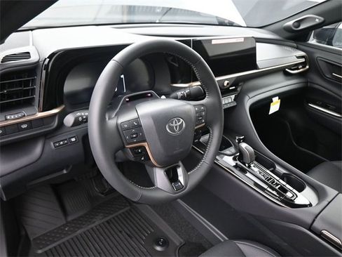 New 2026 Toyota Crown Limited w/ Advanced Technology Package image 18