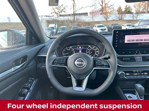 New 2025 Nissan Altima 2.5 SL image 19