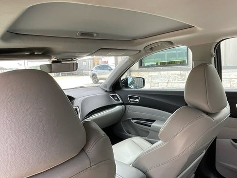 Used 2020 Acura TLX FWD image 29
