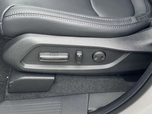 New 2025 Honda Pilot EX-L image 12